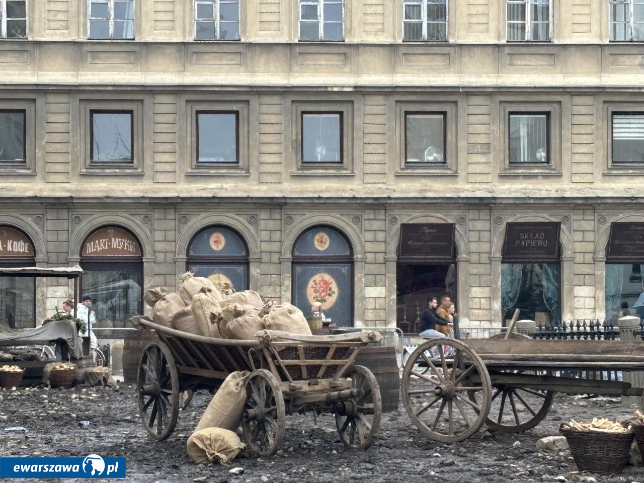 plan serialu "Lalka" na Krakowskim Przedmieściu w Warszawie | fot. Bartosz Pańczyk