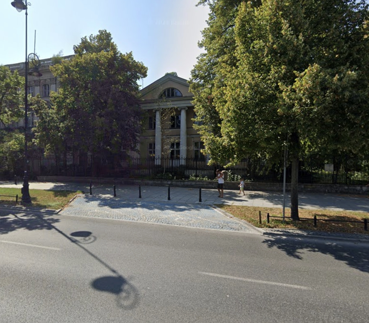 Google Street View | fot. Pałacyk Śleszyńskich przy Alejach Ujazdowskich 25