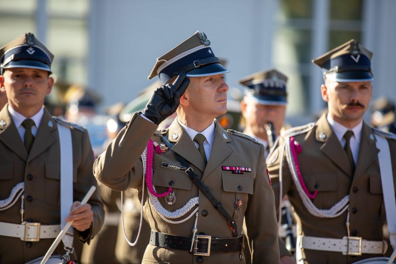 Pożegnalna wizyta prezydenta Estonii w Warszawie | fot. https://www.facebook.com/DowodztwoGarnizonuWarszawa
