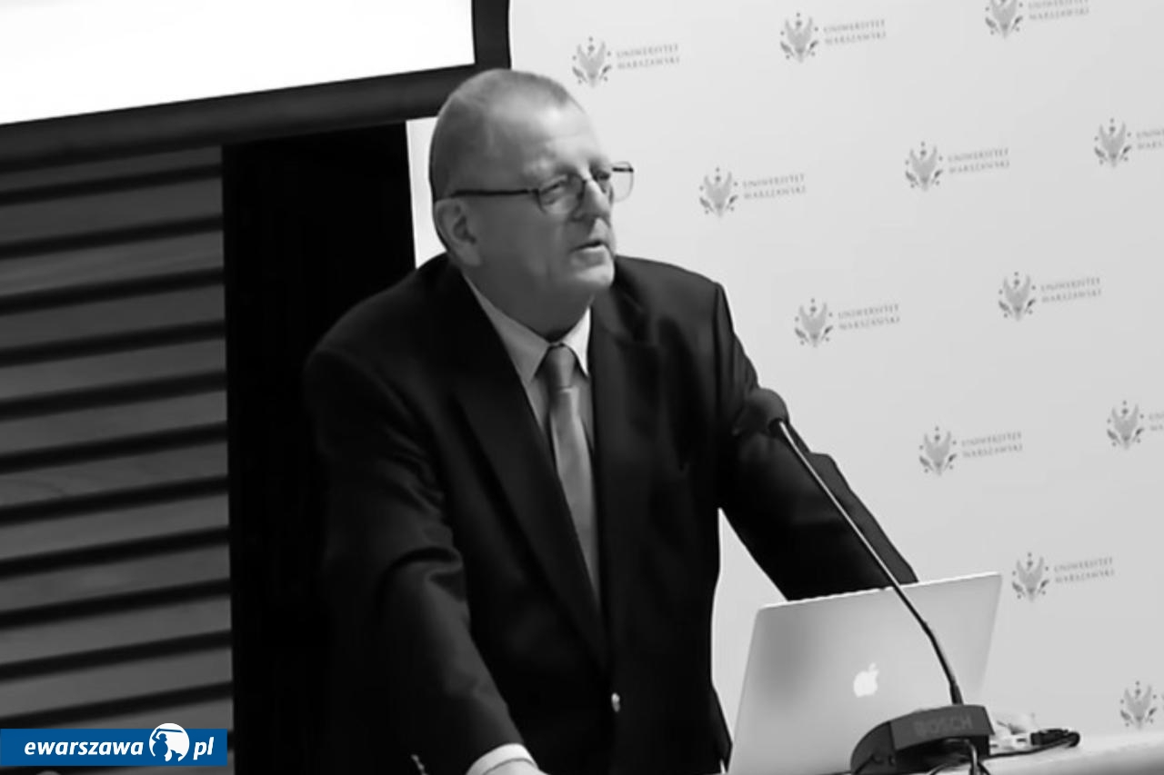 Łukasz Turski na Uniwersytecie Warszawskim | fot. youtube.com/@UWpromocja