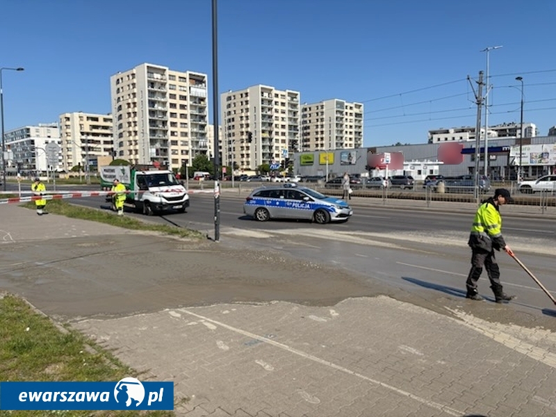 świeży beton na ul. Górczewskiej | fot. strazmiejska.waw.pl