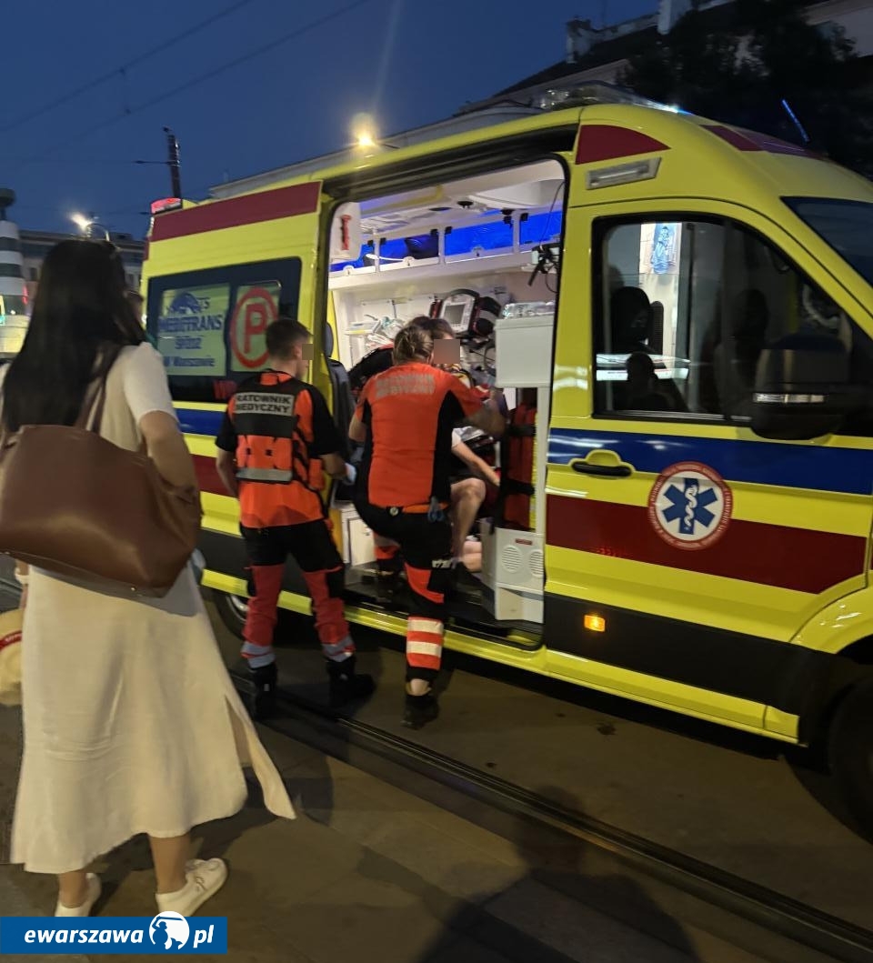 poszkodowany na Pradze-Północ | fot. Bartosz Pańczyk