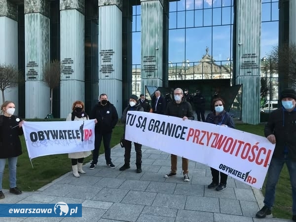 ruch społeczny Obywatele RP protestuje | fot. x.com/ObywateleRP