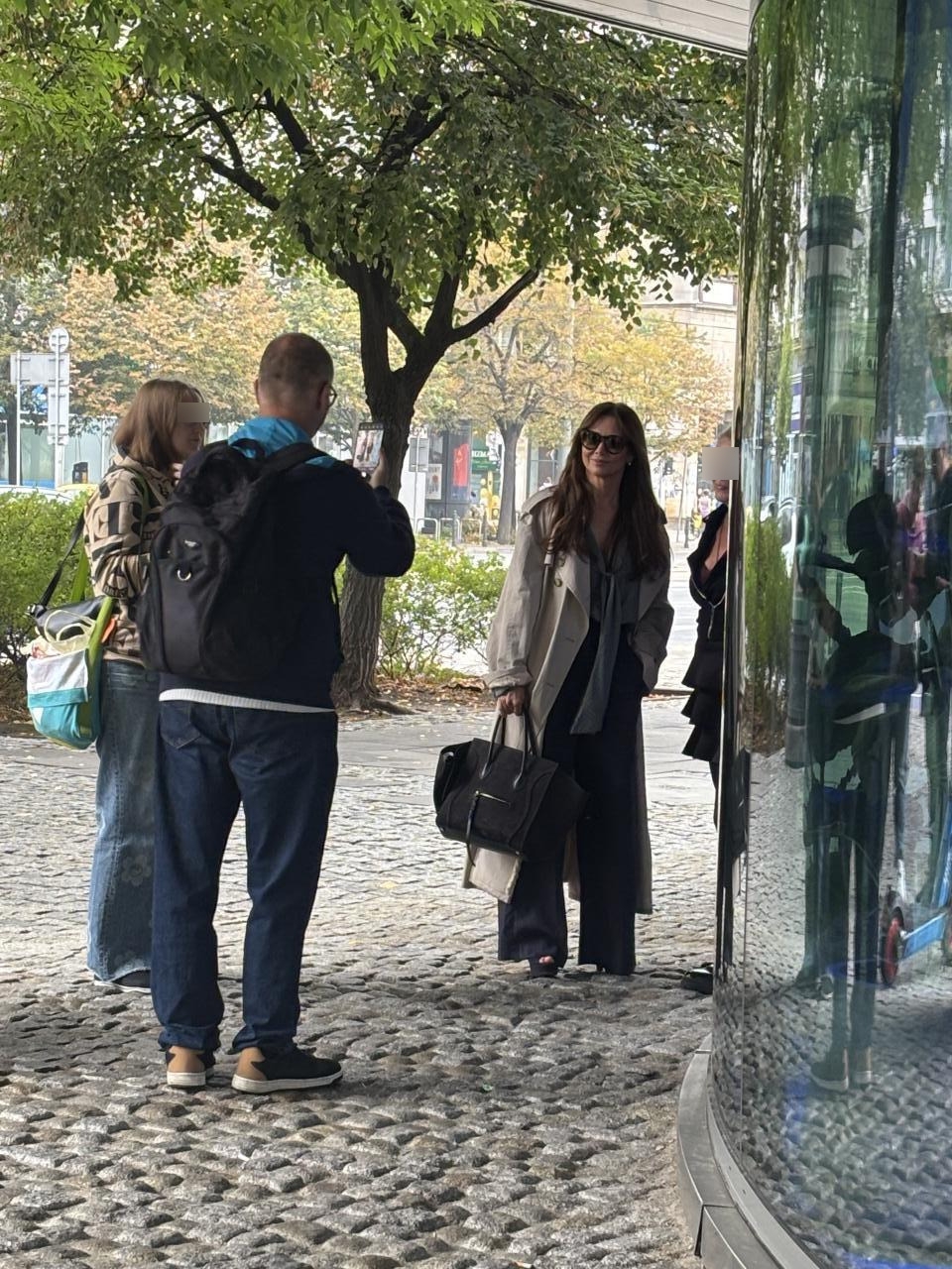 Kinga Rusin pod studiem "Dzień dobry TVN" | fot. Bartosz Pańczyk