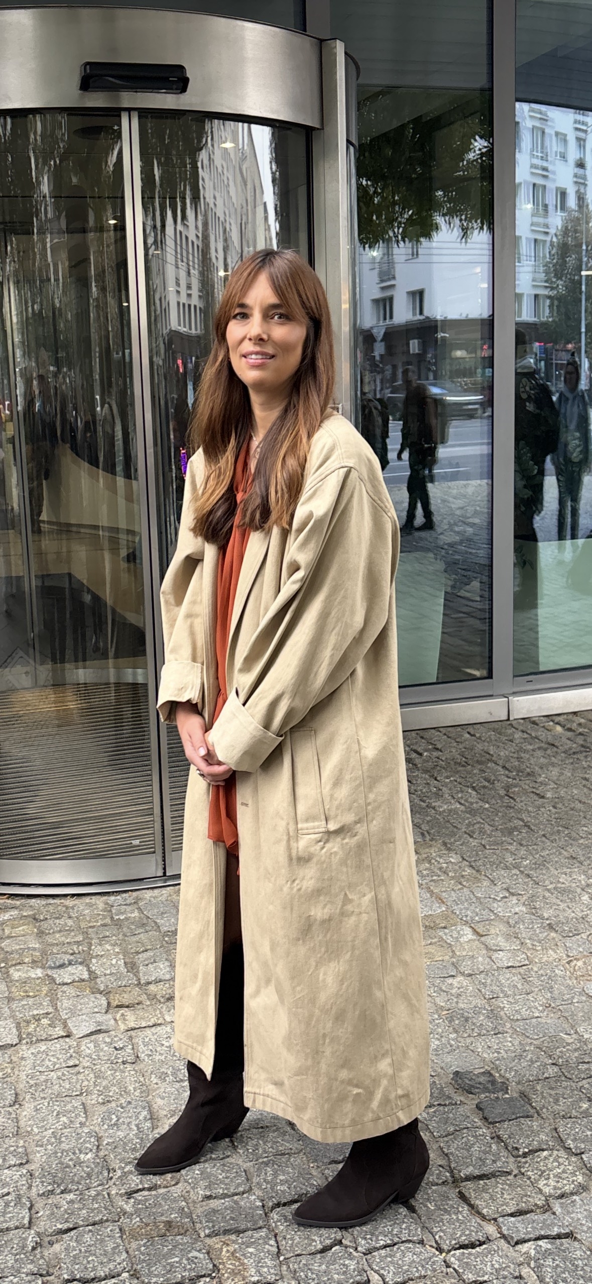 Anna Czartoryska pod studiem "Dzień dobry TVN" | fot. Bartosz Pańczyk