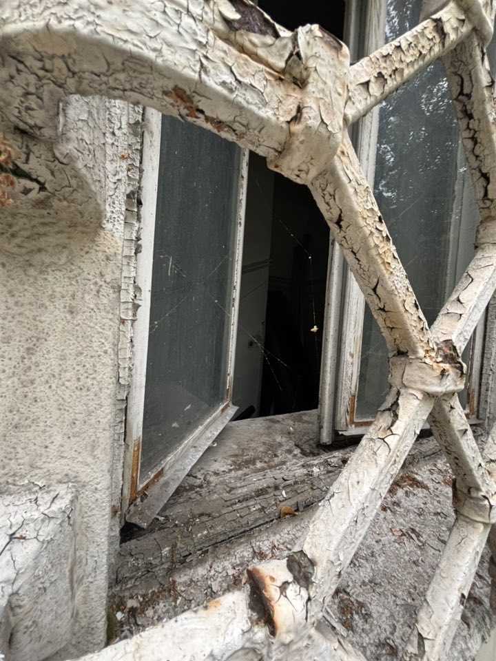 budynek przy ul. Bednarska 9 w Warszawie | fot. Bartosz Pańczyk