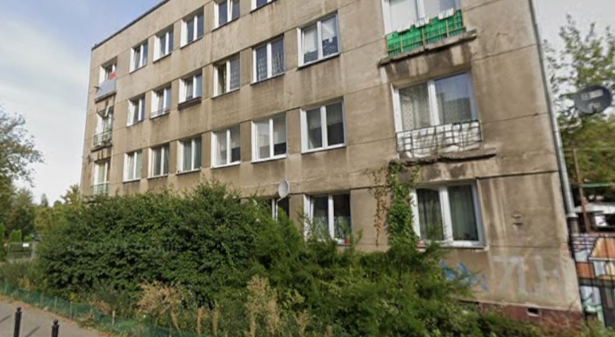budynek przy ul. Olkuskiej 6 w Warszawie | fot. google stret view