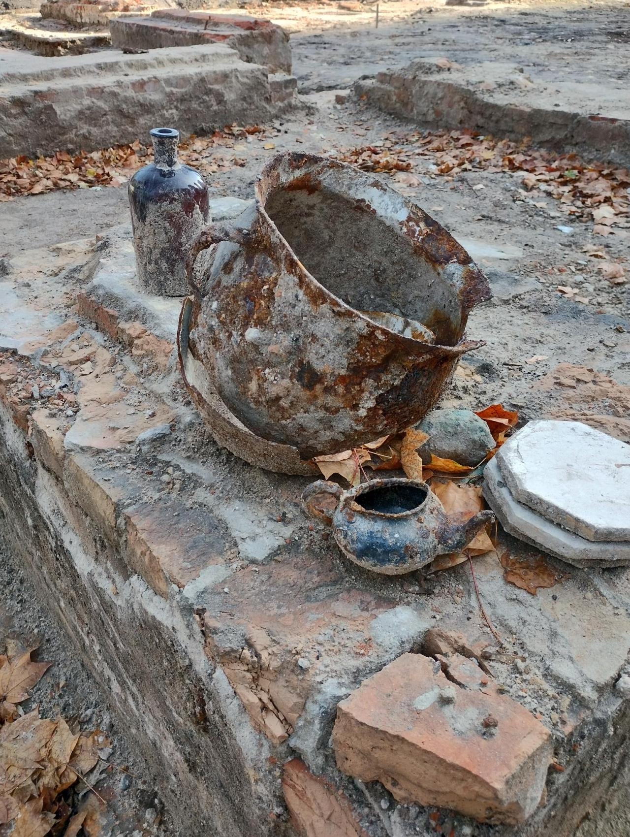 pozostałości po fabryce czekolady przy ul. Twardej w Warszawie | fot. facebook.com/stolecznykonserwatorzabytkow