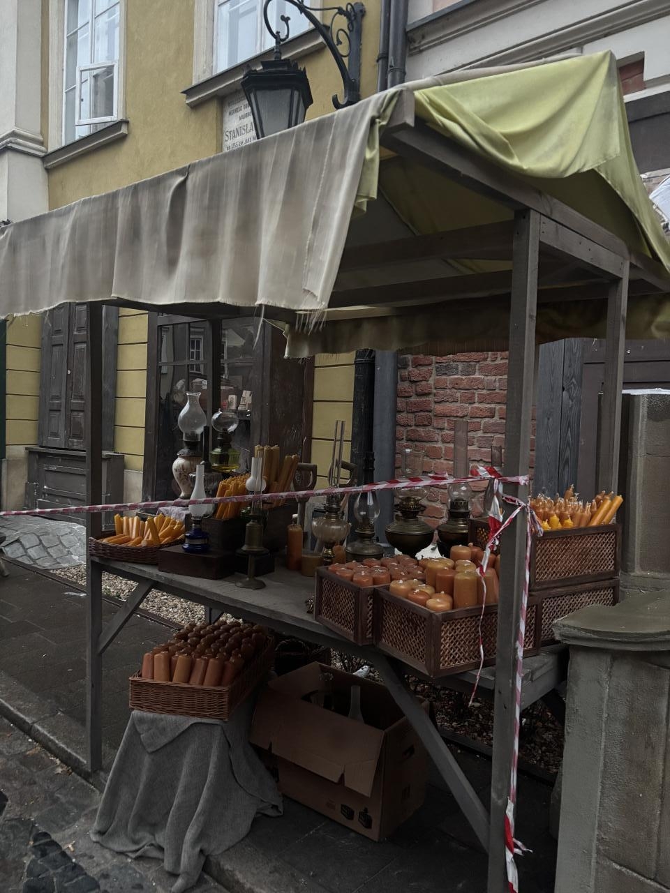 plan "Lalki" na Starym Mieście w Warszawie | fot. Bartosz Pańczyk