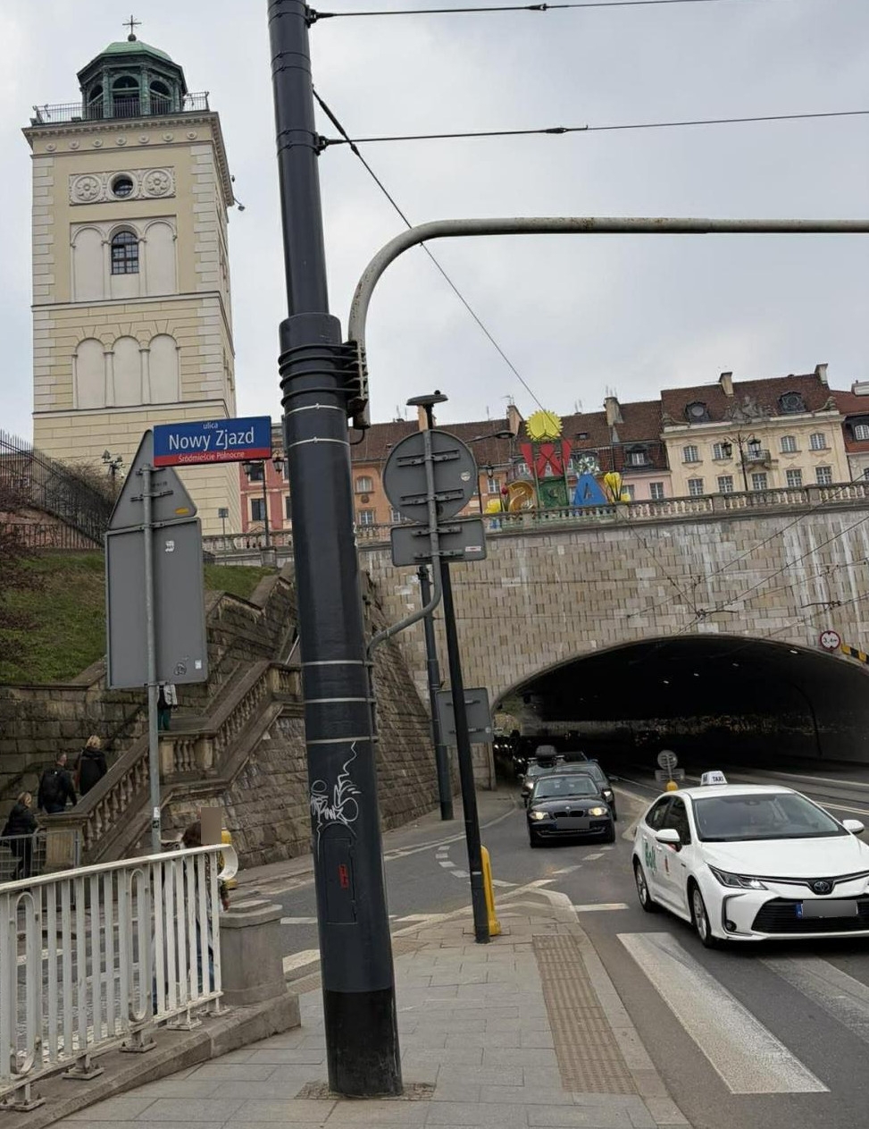 instalacja "Warszawa" | fot. Bartosz Pańczyk