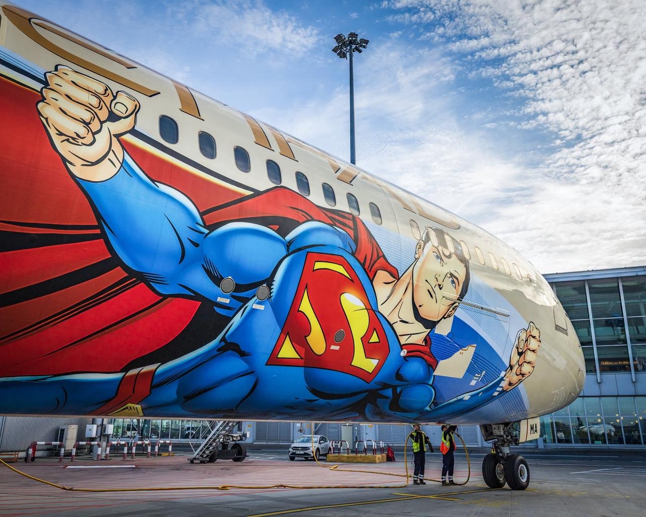 Boeing 787 Dreamliner linii Etihad Airways na lotnisku Chopina | fot. D.Kłosiński / facebook.com/LotniskoChopina