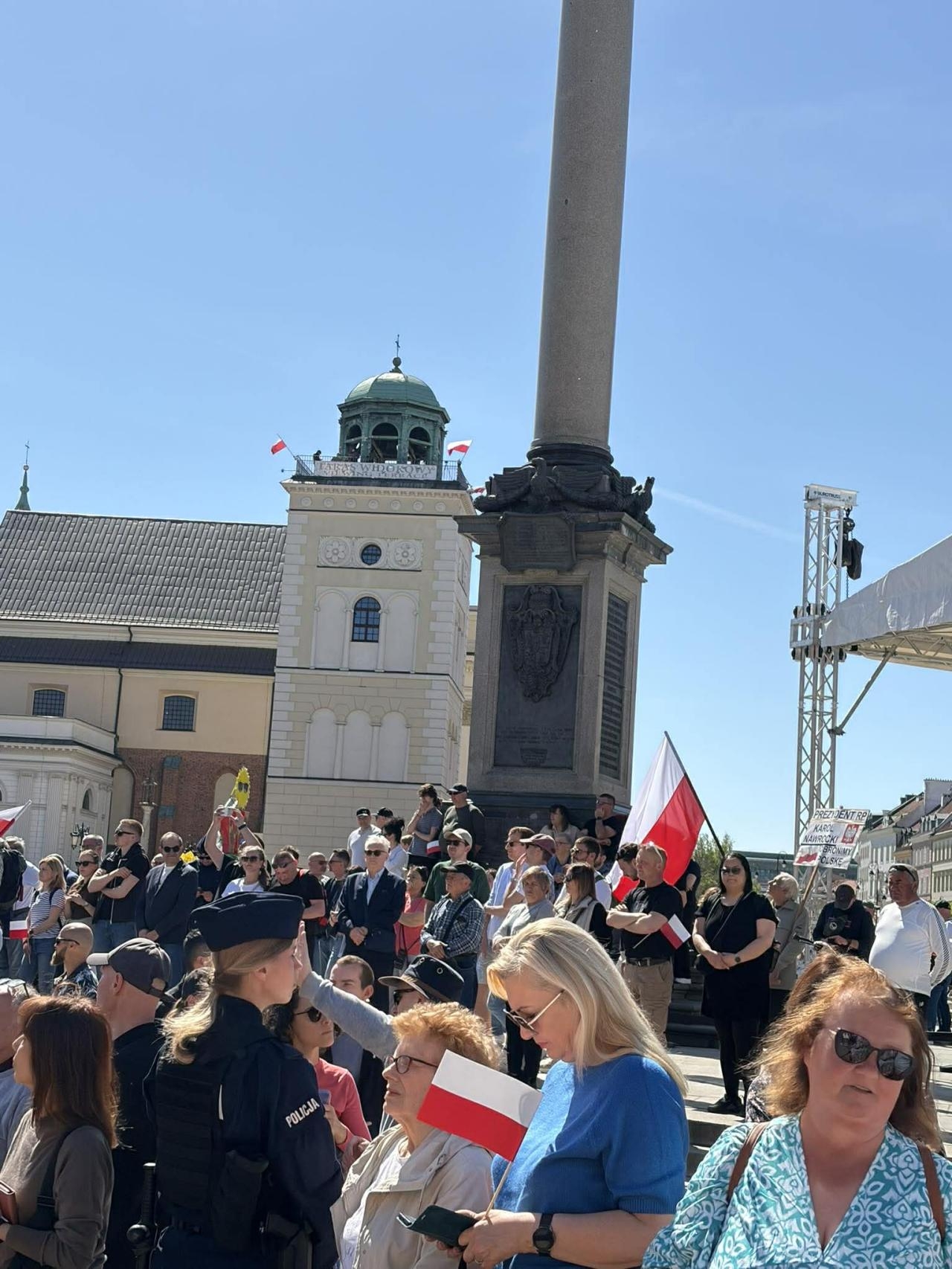 Dzień Flagi na placu Zamkowym w Warszawie | fot. Bartosz Pańczyk