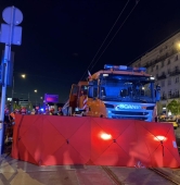 kobieta wpadła pod tramwaj przy Marszałkowskiej w Warszawie | fot. Bartosz Pańczyk