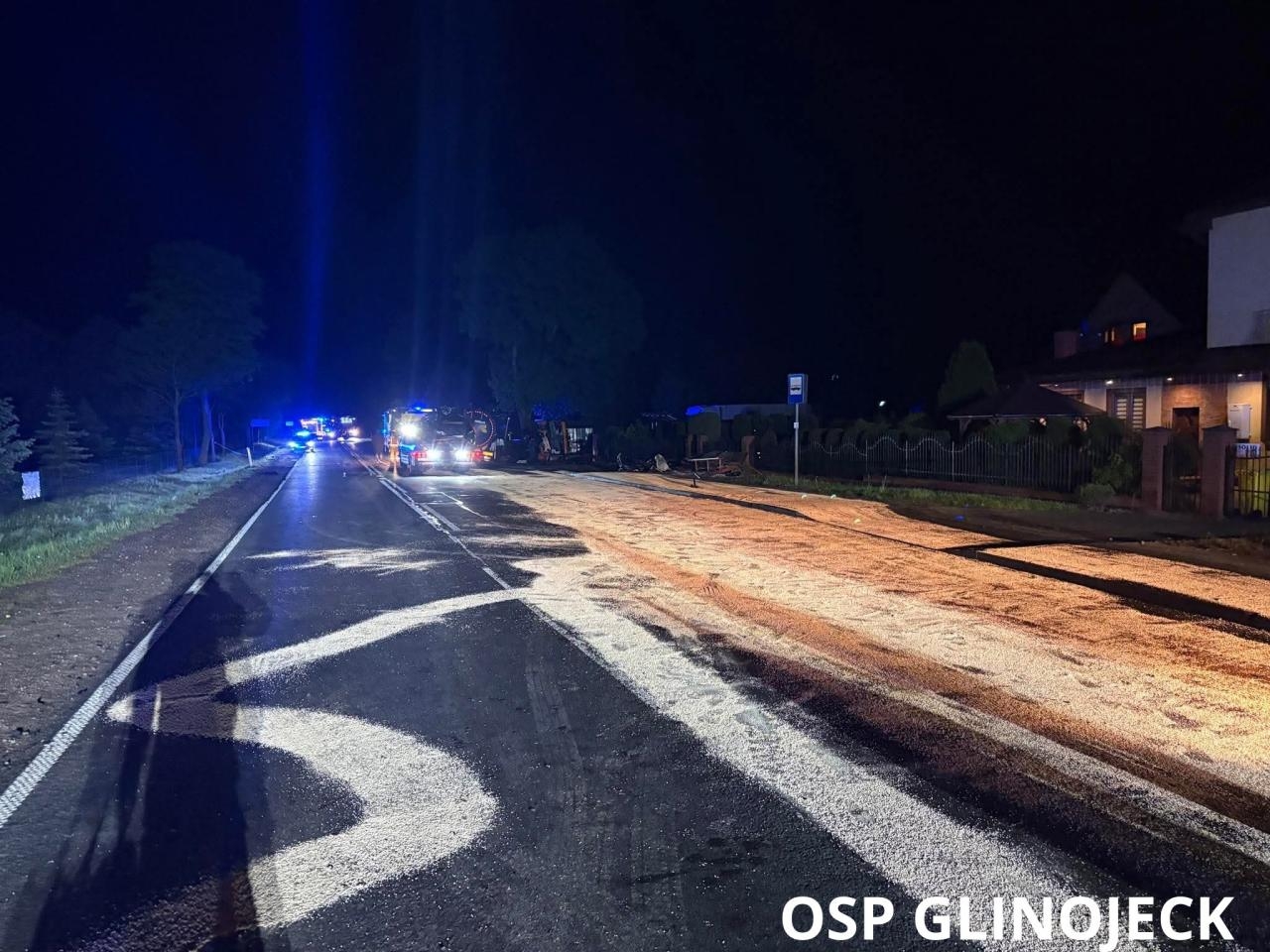 wypadek w gminie Glinojeck | fot. https://www.facebook.com/ospglinojeck