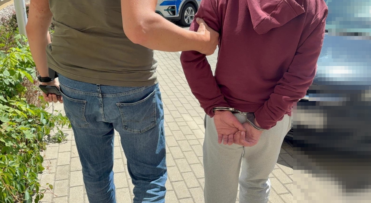 zatrzymany 27-latek, który jest podejrzany o zabicie partnera na Targówku | fot. praga-polnoc.policja.gov.pl