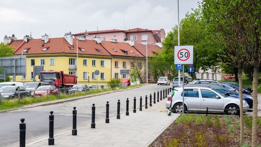 łącznica przy Nowym Zjeździe w Warszawie | fot. Infoulice Warszawa/facebook