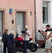 Marta Manowska na planie nowej edycji "The Voice Senior" na Mariensztacie w Warszawie | fot. Bartosz Pańczyk