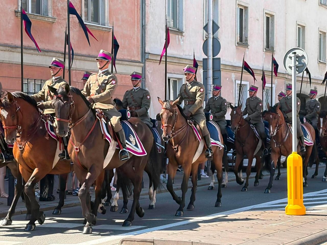 Defilada w Warszawie w Święto Wojska Polskiego | fot. Bartosz Pańczyk