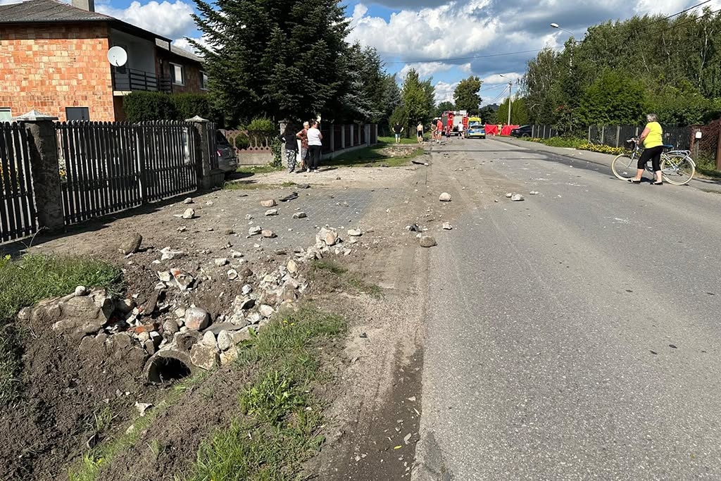 tragiczny wypadek pod Sochaczewem | fot. Komenda Powiatowa Państwowej Straży Pożarnej w Sochaczewie